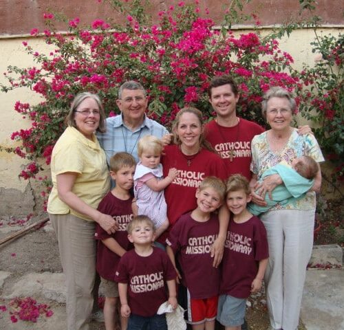 Deacon Bill with his little Missionaries Family Missions Company, Missions, Missionaries, Gospel, Family, Mexico, General Cepeda, Deacon, Lay, Catholic, Evangelization, Kiehl, Christian, God, Jesus,