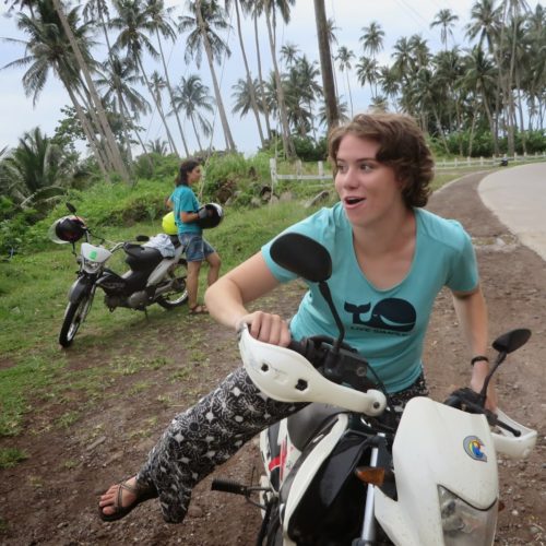 Riding-Motor-bikes-in-the-Philippines Riding-Motor-bikes-in-the-Philippines