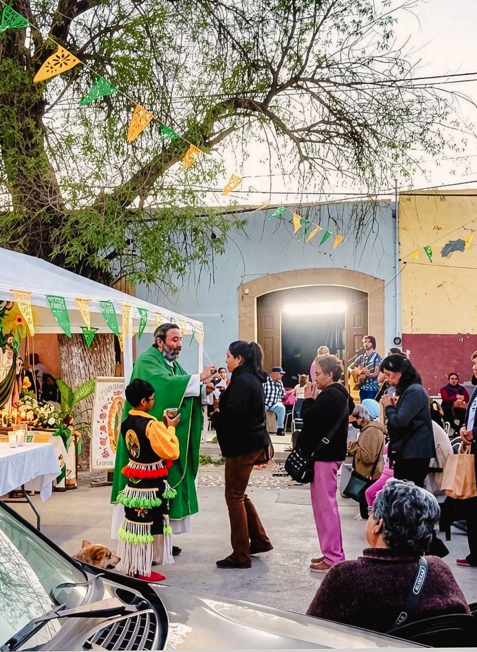 mexico-procession1